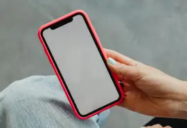 iPhone White Screen: What Causes It and How to Fix It Safely